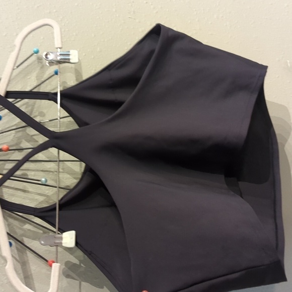 Old Navy Active powersoft 2X Crop Top built-in bra black padding Sports Bra - Picture 5 of 5